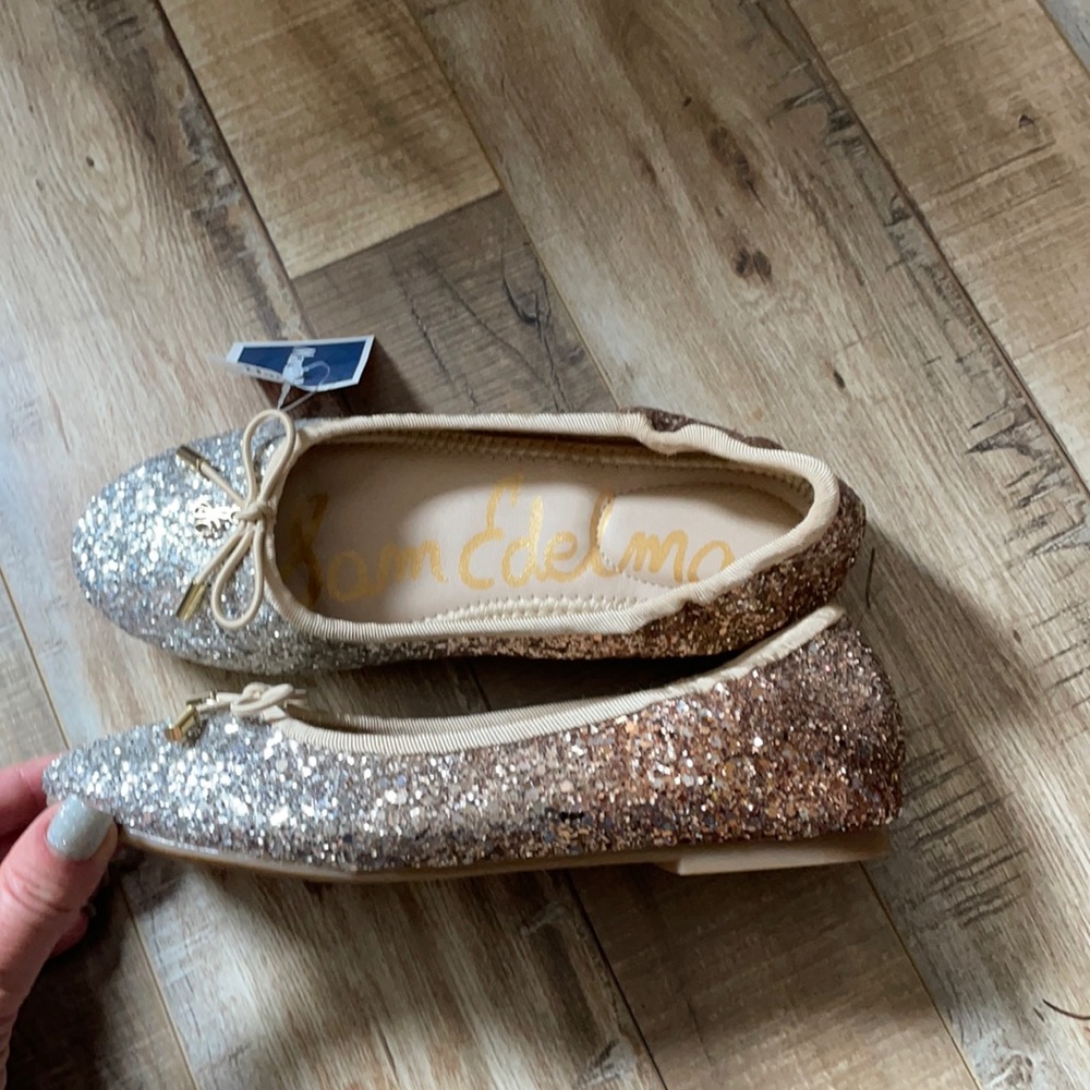 Brand new girls ombré flats